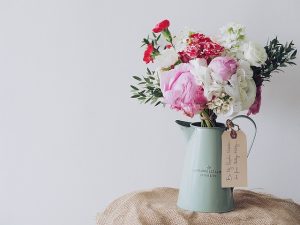 bouquet-of-flowers-1149099_640